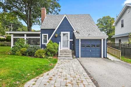 1 Suntaug Road Worcester, MA 01604