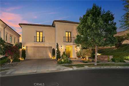81 Livia Irvine, CA 92618