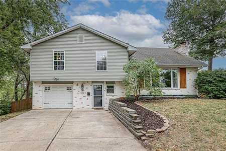 13519 Bennington Ave Grandview, MO 64030