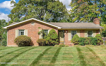 7407 Cross Creek Blvd Louisville, KY 40228