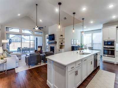 8908 Brushy Springs Drive Mckinney, TX 75071