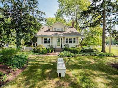763 Lear Rd Avon Lake, OH 44012