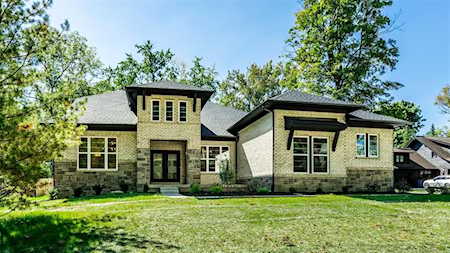 547 E 82nd St Indianapolis, IN 46240