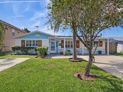 13711 Leslie Dr Hudson, FL 34667