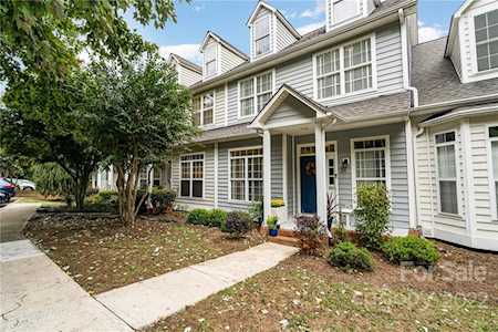 6221 Padgett Parrish Ct Charlotte, NC 28270