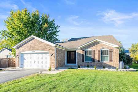 7205 Waterman Ct Plainfield, IL 60586