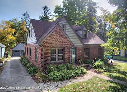 832 Westlawn Ave East Lansing, MI 48823