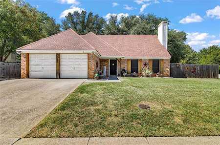 1627 Spring Meadow Lane Flower Mound, TX 75028