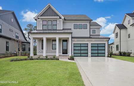 8225 Winding Creek Circle Wilmington, NC 28411