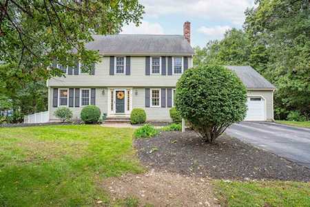 26 Powers Lane Attleboro, MA 02703