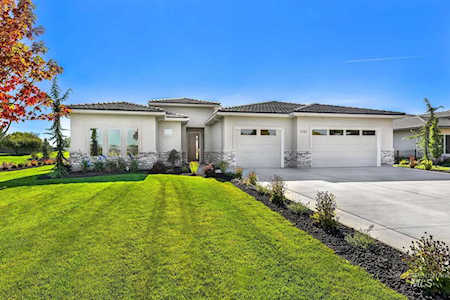 2765 W Three Lakes Drive Meridian, ID 83646