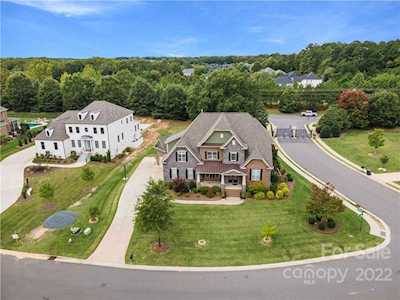 2200 Whiskery Dr Waxhaw, NC 28173