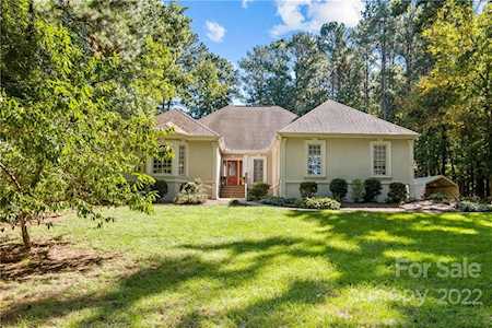 310 Whippoorwill Rd Mooresville, NC 28117
