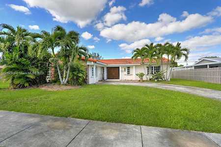 10401 SW 200th St Cutler Bay, FL 33157