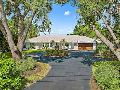 266 Country Club Drive Tequesta, FL 33469