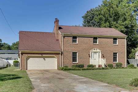 313 Parker Rd Chesapeake, VA 23322