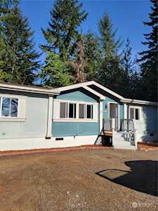 860 N Colony Surf Drive Lilliwaup, WA 98555