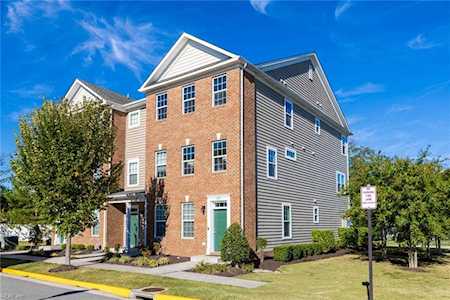 205 Agate St Virginia Beach, VA 23462