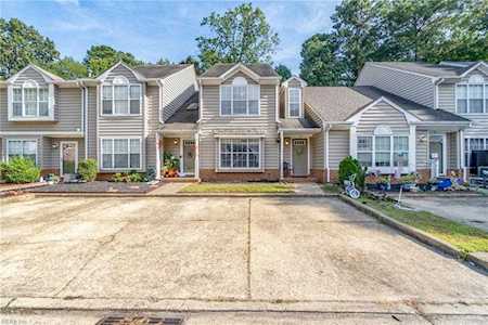 19 Madrone Place Hampton, VA 23666