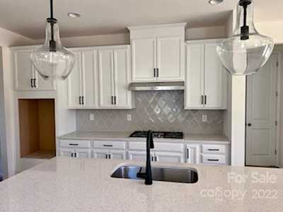 10209 Paper Birch Dr Charlotte, NC 28215