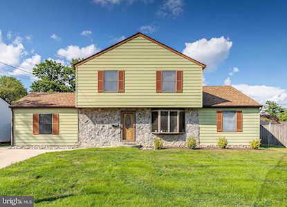 23 Randolph Rd West Deptford, NJ 08096
