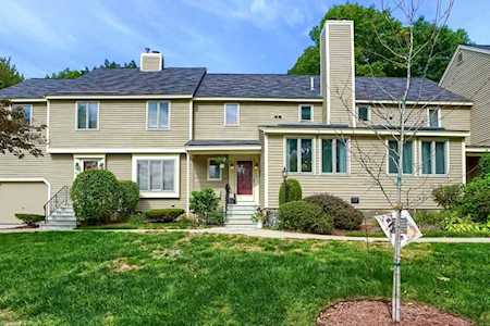 206 Brickett Hill Circle #206 Haverhill, MA 01830