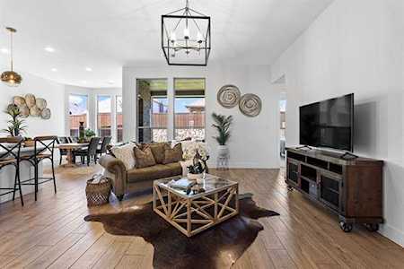 1113 Bluestem Drive Aubrey, TX 76227