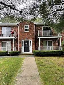 8 Kingswood Dr #2 Abington, MA 02351
