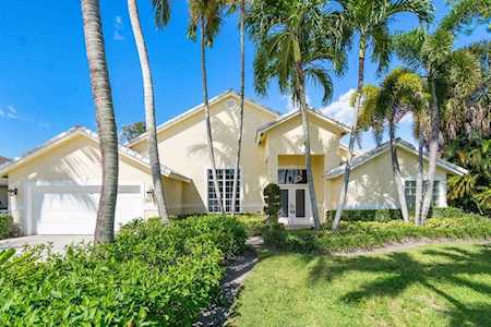 1019 Sweet Briar Place Wellington, FL 33414
