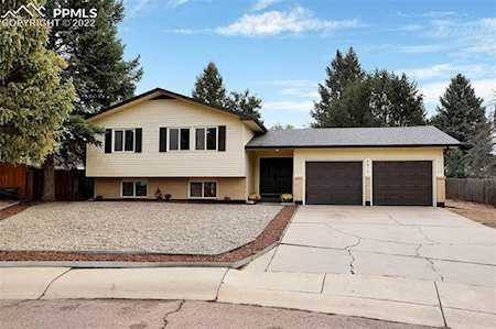 6817 Conquistador Court Colorado Springs, CO 80911