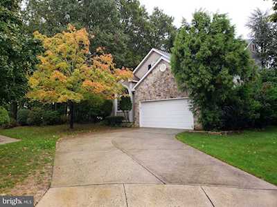 11 Thatcher Ct Jackson, NJ 08527
