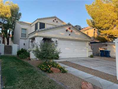 6644 Pepperidge Way Las Vegas, NV 89108