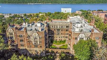 295 N Broadway #27 Yonkers, NY 10701