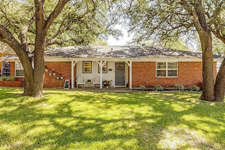 6829 Chickering Road Fort Worth, TX 76116