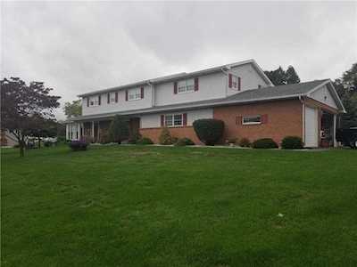 6202 Dove Dr Bethlehem, PA 18017