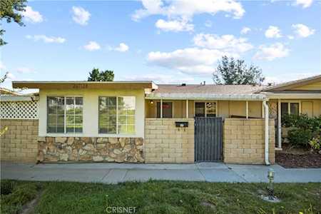 26712 Oak Crossing Rd #B Newhall, CA 91321