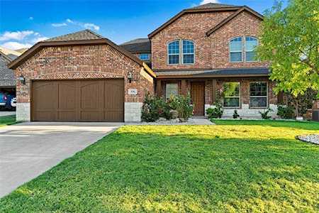 520 Firethorn Court Burleson, TX 76028