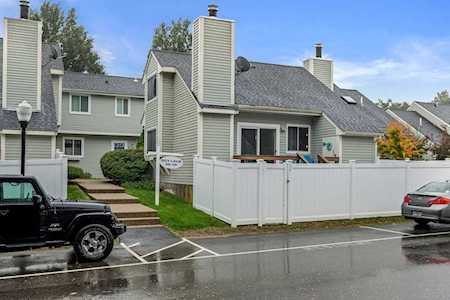203 Lake St #36 Weymouth, MA 02189