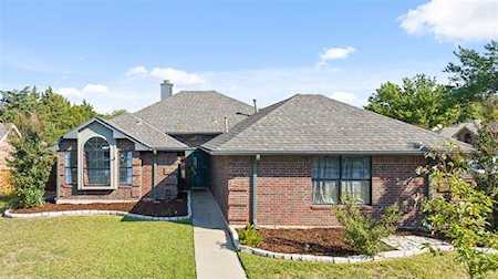 2111 Oak Tree Drive Denton, TX 76209