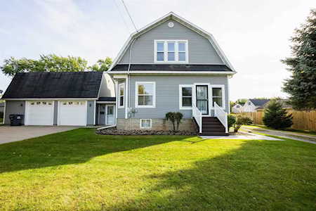 624 E Pearl St Seymour, WI 54165