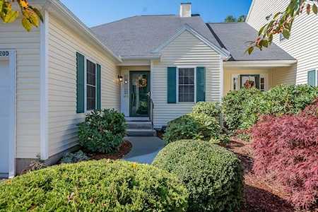 20 Coldspring Dr #D Sutton, MA 01590