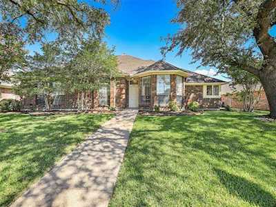 2505 Nighthawk Drive Plano, TX 75025