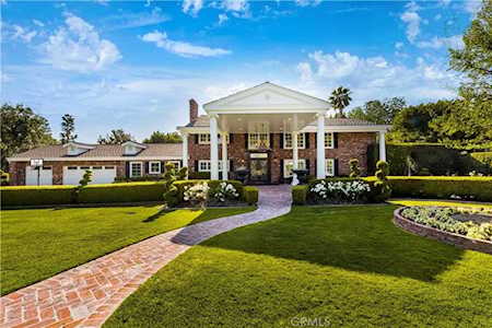 9381 Loma St Villa Park, CA 92861