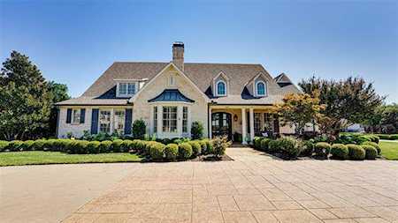 1201 Estate Drive Ennis, TX 75119