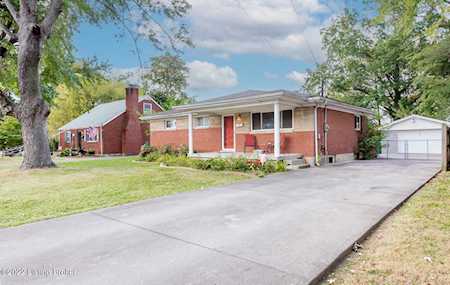 5511 Azalea Ln Louisville, KY 40258