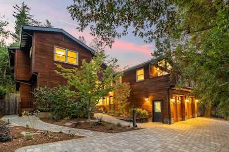 1196 Los Trancos Rd Portola Valley, CA 94028