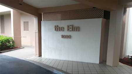 1000 St Charles Pl #618 Pembroke Pines, FL 33026