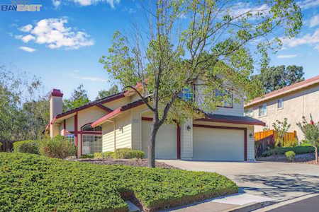 4135 Buckingham Dr Danville, CA 94506