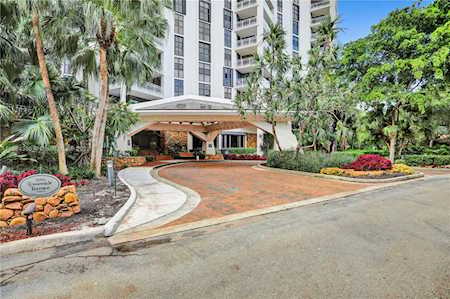 2000 Towerside Ter #309 Miami, FL 33138