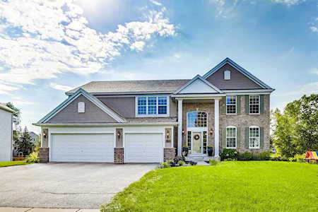 2384 Golf Drive Woodbury, MN 55129